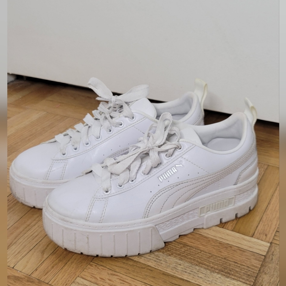 PUMA Mayze Glow Baskets in White